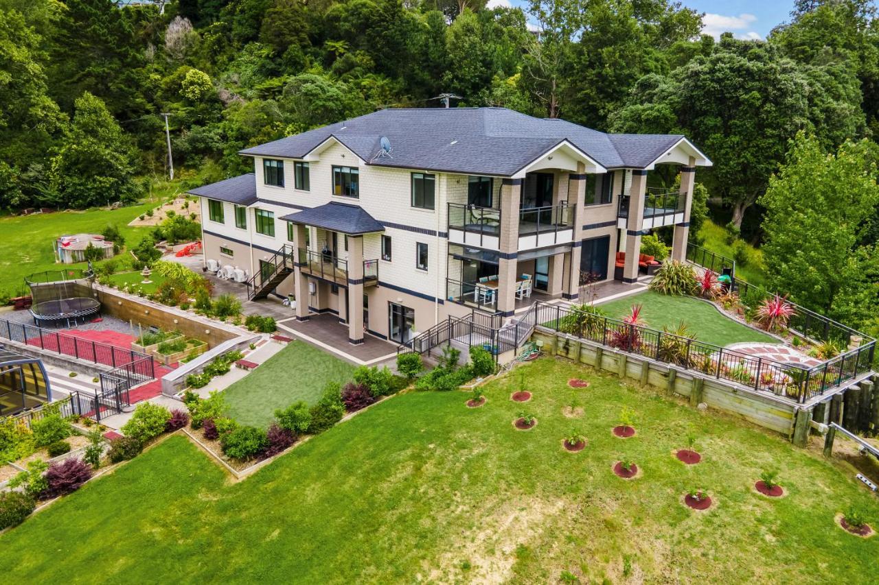 Lifestyle Excellence Villa Auckland Exterior photo